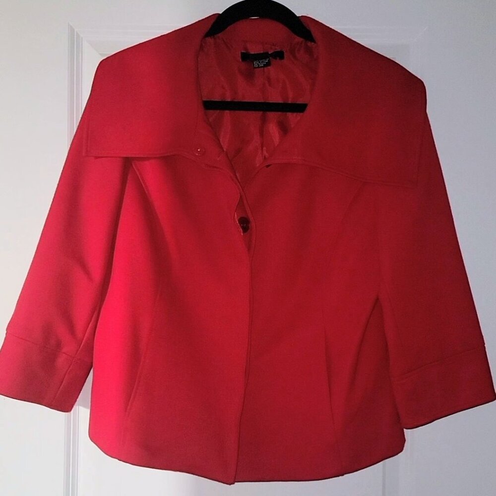 Red Structured Blazer With Pockets - image 1